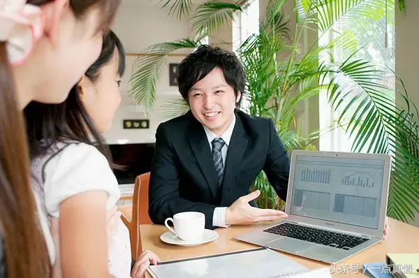 懷胎十月生下兒子,坐月子給我吃冷飯冷菜,第二天我抱著孩子離婚