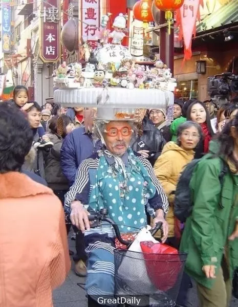 日本絕對是全球最變態的國家,看到第18張照片後,我決定以後都再不敢吃KFC了!!