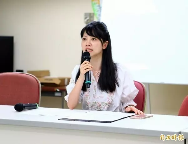 高嘉瑜又巧遇柯P! 5字讓阿北大樂笑歪