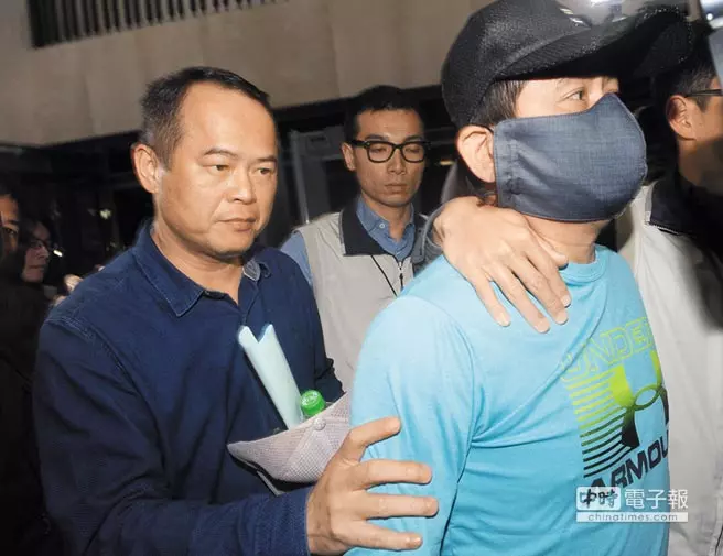 柯文哲出奇招「整頓警局賄賂案」!秘密派出「神秘所長」警界大老嚇到不敢說話!