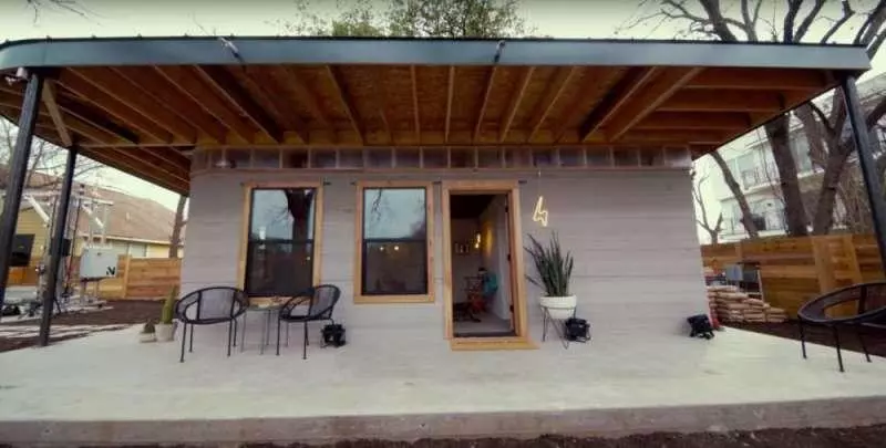 3D列印「蓋18坪豪華小屋」半天快速完工!屋內各種精美裝潢...花12萬就能馬上擁有!