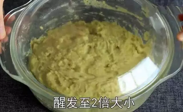 綠豆別再煮著吃了!試試這個新做法,簡單又營養,比綠豆糕還好吃