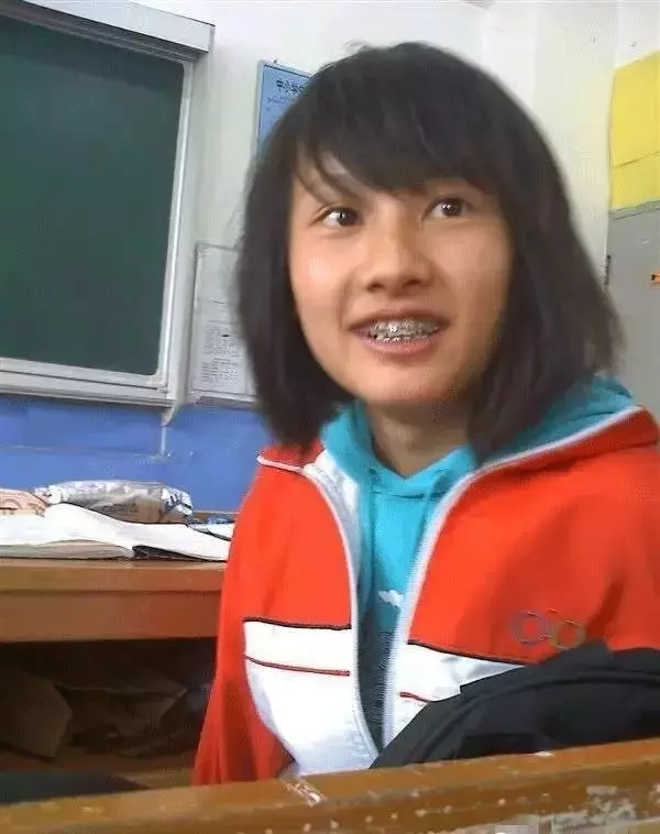 大學根本是間「整容中心」!14個「念完4年變女神」的驚人大轉變...每一位都好勵志!