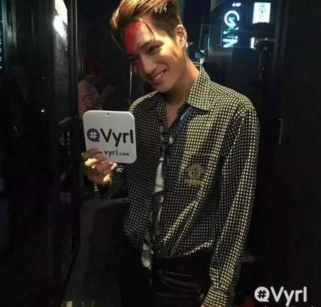 SM萬聖節：褲子崩了邊伯賢，傾家蕩產朴燦烈，消極比賽李東海！