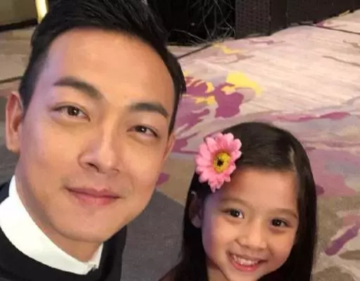 和女助理結婚,新娘丑到被鄰居投訴,大半個娛樂圈都去參加婚禮
