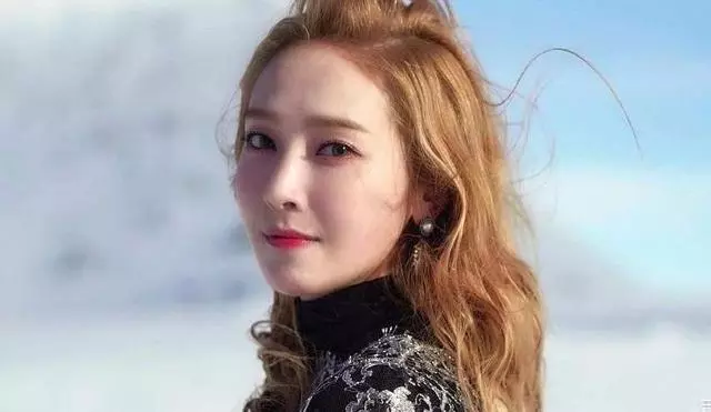 少女時代五位solo,黃美英撞臉俞利堪憂,人氣差別一目了然!