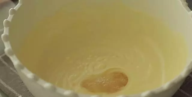 玩烘焙的必學!這款藍莓芝士蛋糕,絕對是家庭烘焙圈首選!