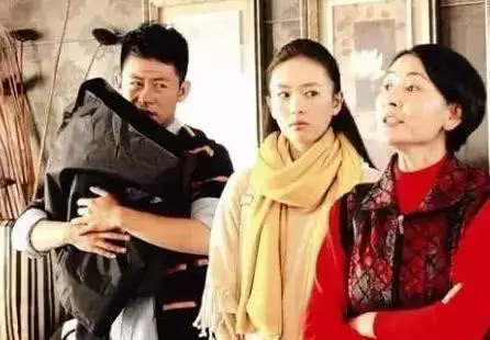 姐姐結婚媽給五萬嫁妝,准姐夫來了說的一番話,媽送上五十萬!