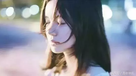 為了老公自尊,我一直「裝窮人」,他生意上軌道後卻向我提出離婚,爸來接我,他看傻...