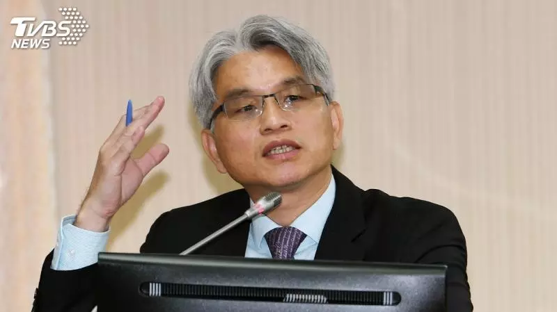 陳英鈐30萬年終拿定了?他轟政院:把人民當笨蛋