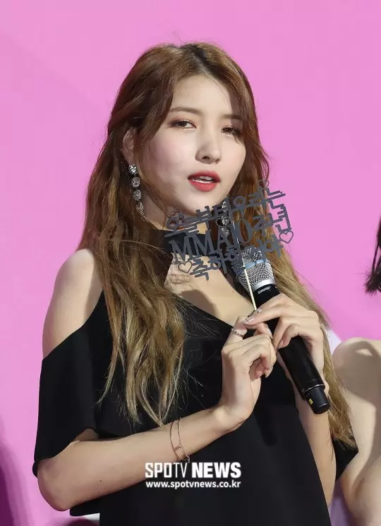 [GFRIEND][分享]181201 GFRIEND憑藉《夜》獲得「2018 MMA」最佳MV獎！