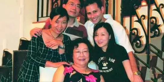 因沒生兒子遭拋棄,從身無分文到年收入60億,她用一生告訴女兒:女人最大的貴人是自己