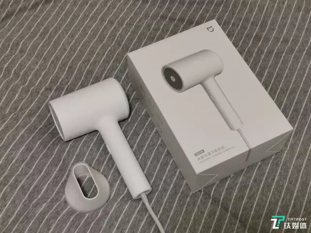 買個戴森吹風機,或者花1/15的價格買個小米吹風機?|鈦極客