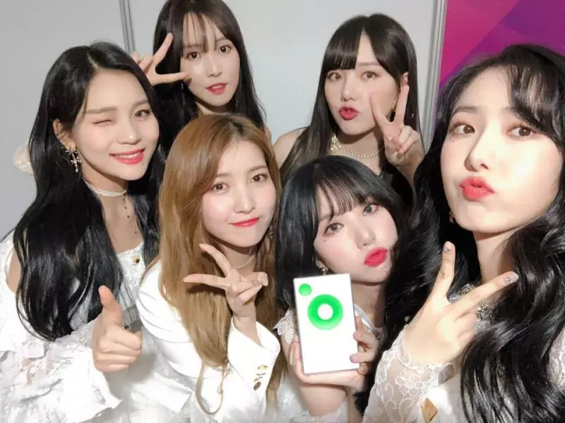 [GFRIEND][分享]181202 女友至今為止拿到的獎杯數量——共70座！