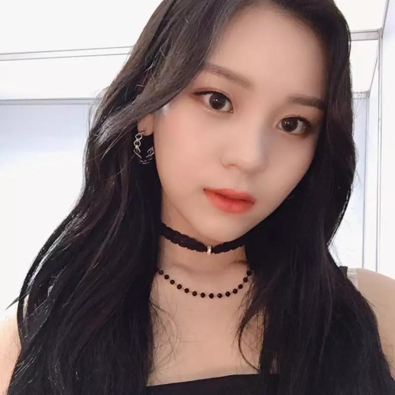 [GFRIEND][分享]181202 女友至今為止拿到的獎杯數量——共70座！