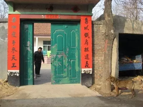 我每個月寄給爸媽1000,回家看到他們吃的飯,我決定一分不給了!