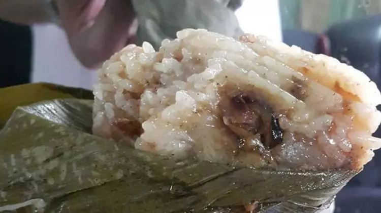 便利商店夾肉粽結帳…店員妹妹臉色一變「神回」超尷尬!網友笑翻:笑到飆眼淚阿