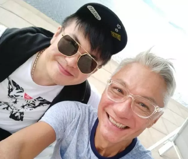 他是梁朝偉、星爺的同學,劉嘉玲的初戀,賠光身家如今蒼老似路人!