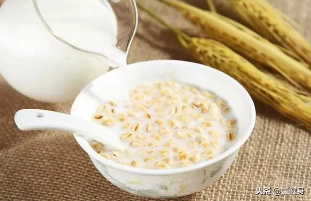 吃燕麥營養又減肥,但怎麼吃是最有效的?這4種常見吃法了解一下