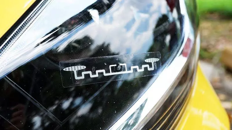 【你以為可以「咻」著過toll嗎?】大馬最新『RFiD TAG』8個超傻眼的設計!網友:超不方便!