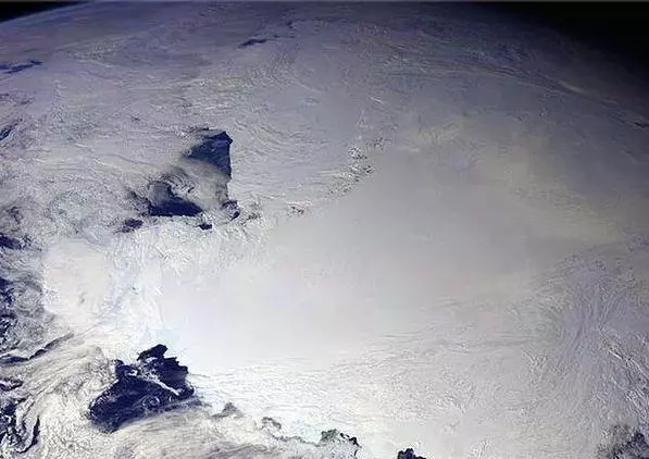 關於地球10個鮮為人知的事實,地球在古代是紫色的