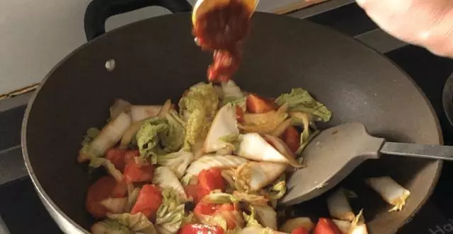 白菜這種做法百吃不厭,我家隔1天就燉一鍋,全家都愛吃,太香了