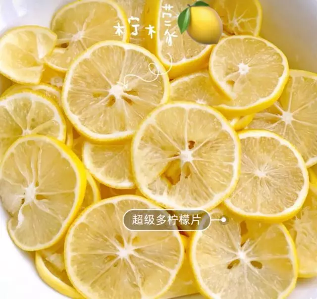 美白養顏排毒的百香果檸檬茶,0添加的飲料自己在家就能做!