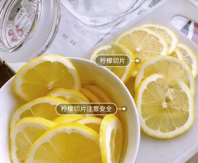 美白養顏排毒的百香果檸檬茶,0添加的飲料自己在家就能做!