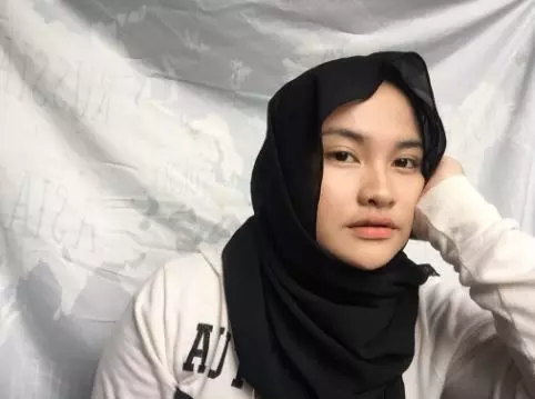 【曾花費千多塊救臉失敗!】大馬女子竟然用「RM10的方法」成功拯救爛臉!3個月後皮膚滑到像雞蛋一樣!