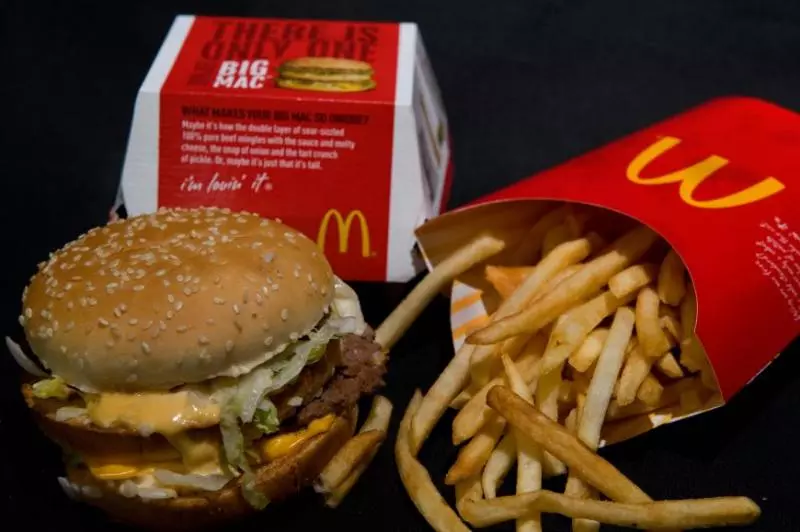 【吃McDonald可以減肥?】網友連續吃了14天後竟然真的瘦了!還成功減了XX公斤啊!