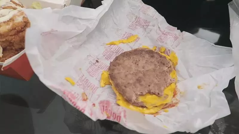 【吃McDonald可以減肥?】網友連續吃了14天後竟然真的瘦了!還成功減了XX公斤啊!