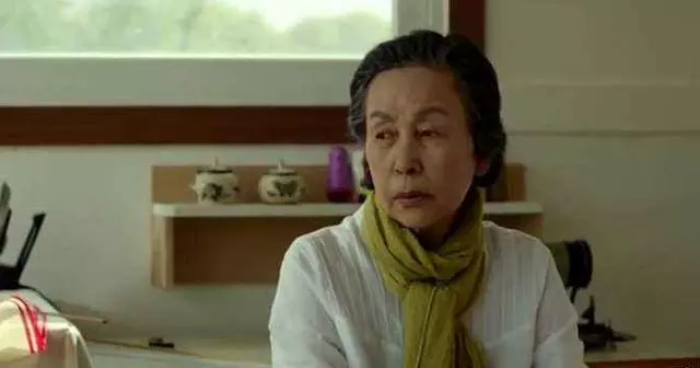 婆婆住俺房子十八年,拆遷卻要分錢,俺拿出一張紙她坐地直哭