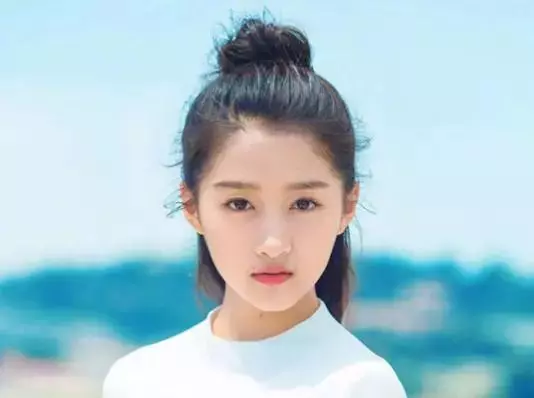 又一女星上吊自殺,年僅16歲,生前慘遭公司施壓一事也被曝光!