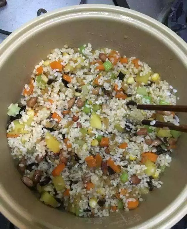 6種燜飯做法,紅燒肉燜飯、海鮮燜飯、洋芋燜飯美味呀
