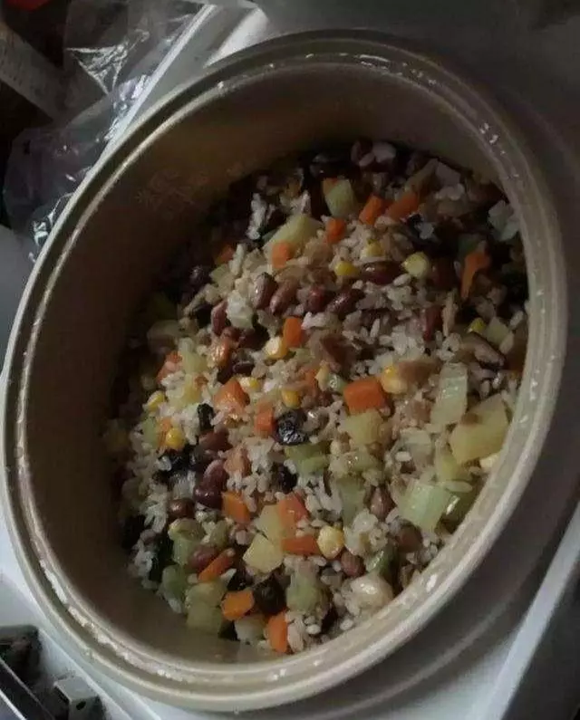 6種燜飯做法,紅燒肉燜飯、海鮮燜飯、洋芋燜飯美味呀