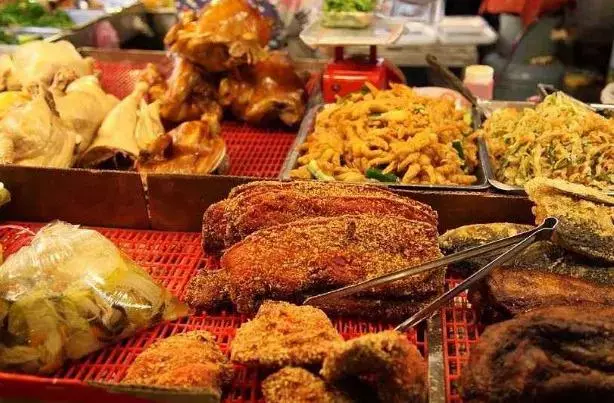 這8種食物,每吃一口都在催你老!能遠離就儘量遠離吧!