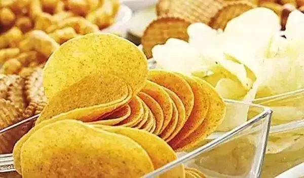 這8種食物,每吃一口都在催你老!能遠離就儘量遠離吧!