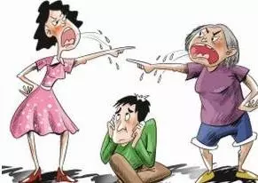 頭胎生女兒婆婆不待見我,二胎生了兒子婆婆卻對著我破口大罵