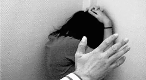 40年來被警察冷凍的「英國恐.怖小鎮」 1000個女孩被帶進暗巷非禮...生了孩子連爸爸都找不到