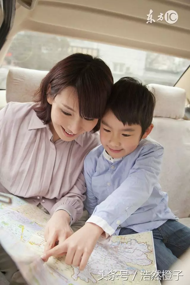 為了供弟弟讀書我三十歲未嫁,父母賣掉我的婚姻,彩禮給弟弟賣婚房我連夜出走