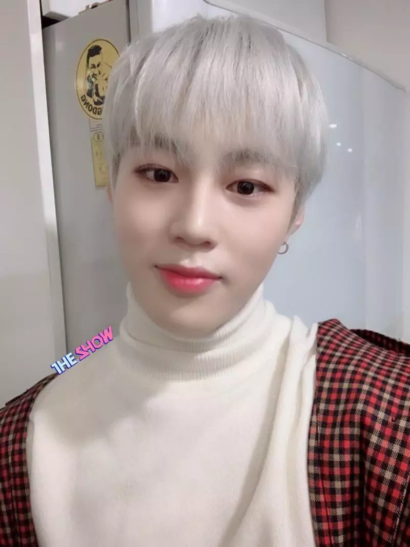 [WANNA ONE][新聞]181204 「成功的追星」WannaOne黃旼炫&裴珍映觀看金俊秀演唱會