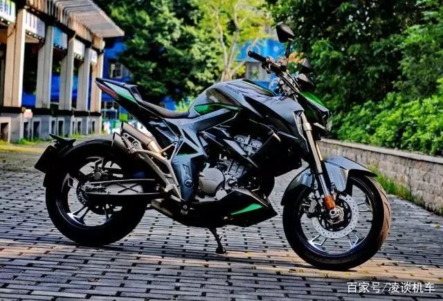 逆襲寶馬的國產摩托車,小排量也有大作為,這款車的人氣很爆!