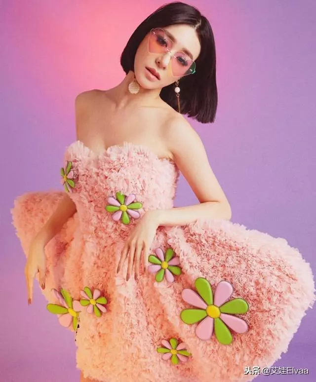 少女時代Tiffany新造型女扮男,西裝油頭好帥,不知道叫哥還是姐