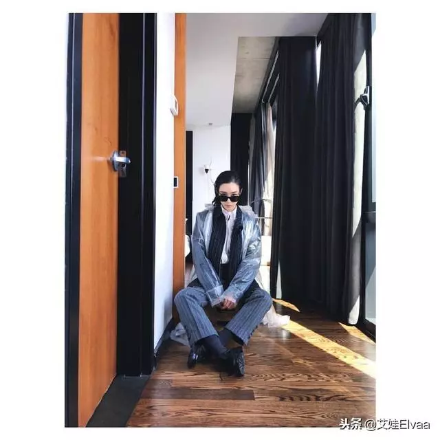 少女時代Tiffany新造型女扮男,西裝油頭好帥,不知道叫哥還是姐