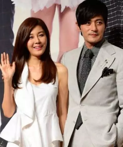 4位「不敢離婚」的男星,妻子都很漂亮,還都有億萬身家!