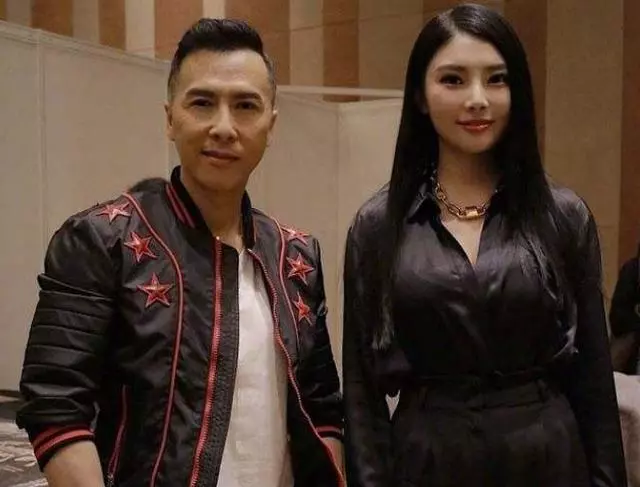 4位「不敢離婚」的男星,妻子都很漂亮,還都有億萬身家!