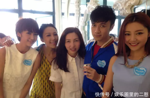45歲的他曾讓林心如、趙薇深愛不已,如今娶50歲丑妻,卻活成這樣!