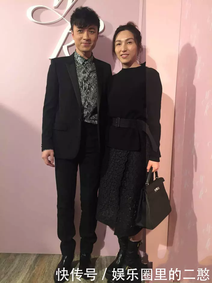 45歲的他曾讓林心如、趙薇深愛不已,如今娶50歲丑妻,卻活成這樣!