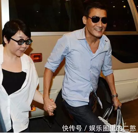 45歲的他曾讓林心如、趙薇深愛不已,如今娶50歲丑妻,卻活成這樣!