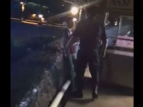 ◤真的活該◢ 2名飆摩哆黨【挑釁警員】下場GG了